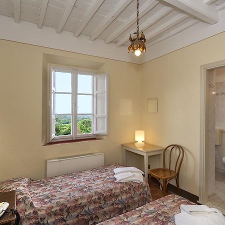 Hotel Casa Diocesana Di לוקה מראה חיצוני תמונה