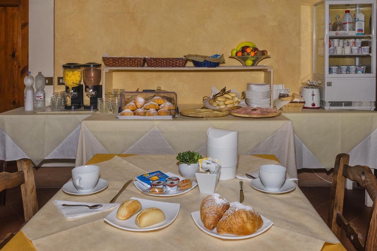 Hotel Casa Diocesana Di לוקה מראה חיצוני תמונה