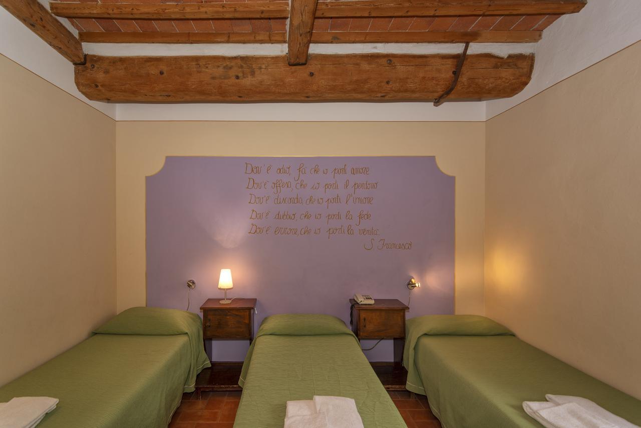 Hotel Casa Diocesana Di לוקה מראה חיצוני תמונה