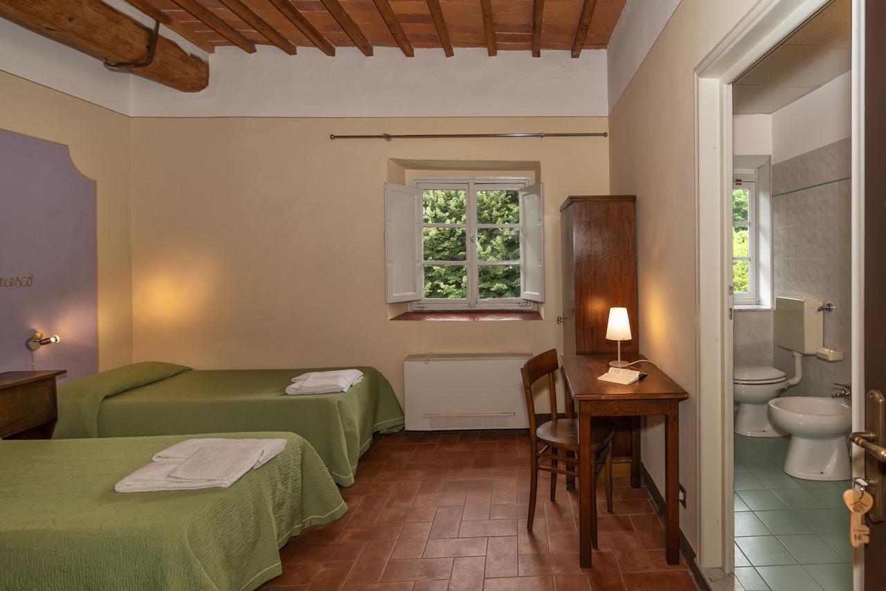 Hotel Casa Diocesana Di לוקה מראה חיצוני תמונה