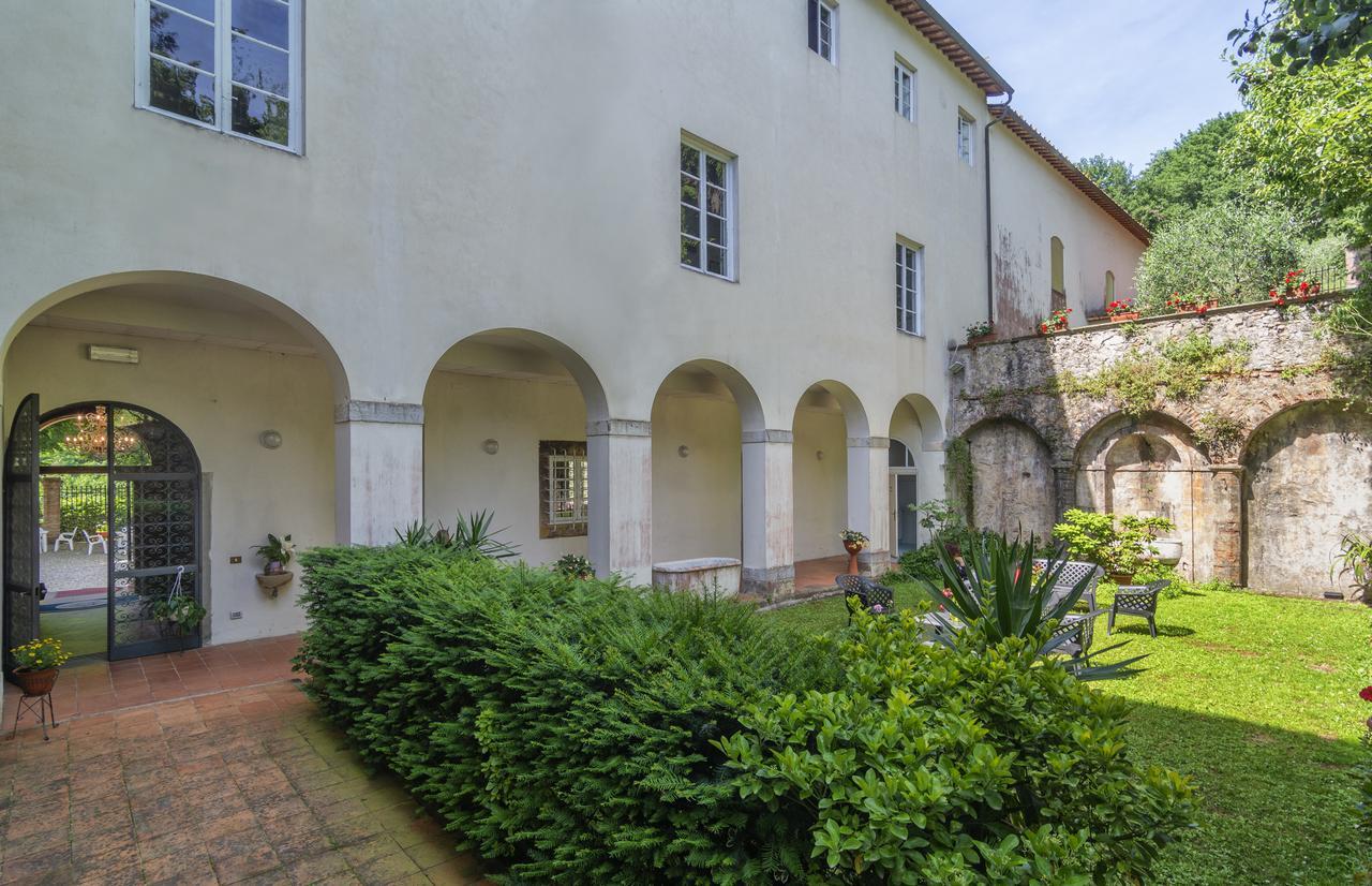 Hotel Casa Diocesana Di לוקה מראה חיצוני תמונה