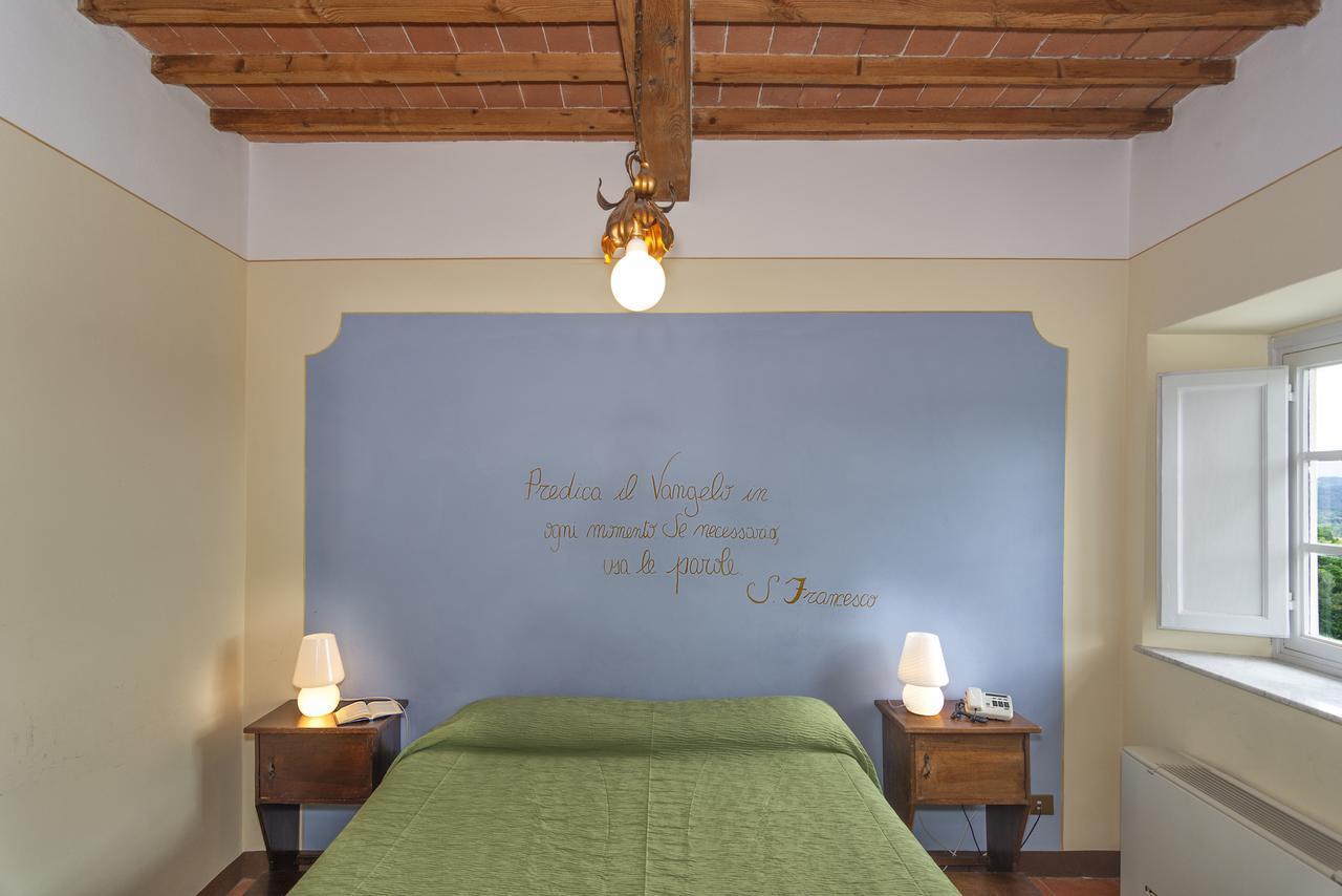 Hotel Casa Diocesana Di לוקה מראה חיצוני תמונה