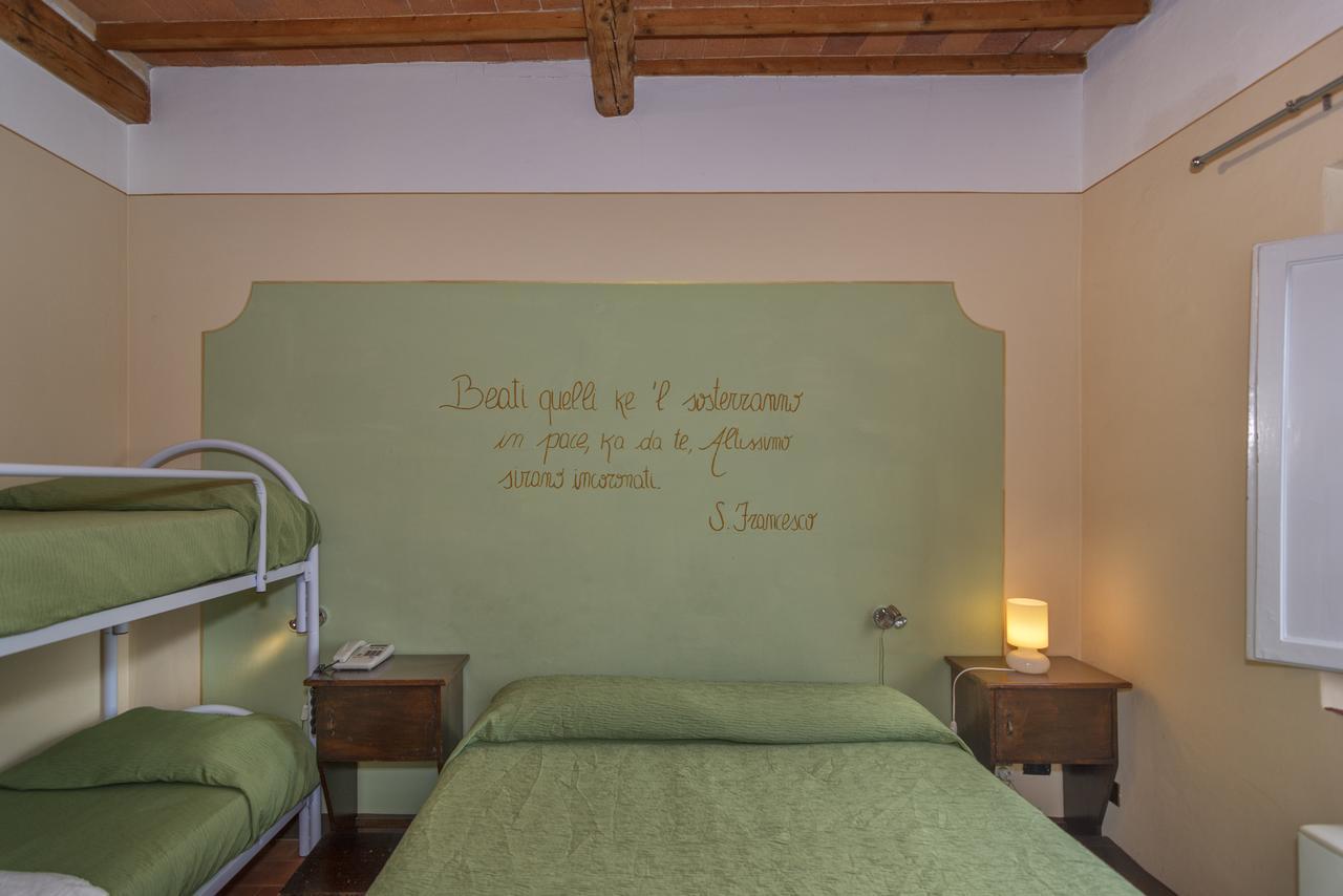 Hotel Casa Diocesana Di לוקה מראה חיצוני תמונה